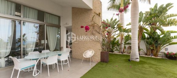 3 bedrooms Villa in Adeje, Spain No. 180683 6