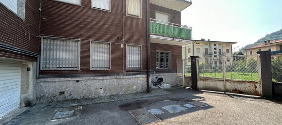 1 bedroom Apartment in Valbrona, Italy No. 124129 9