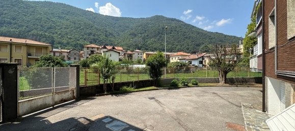 1 bedroom Apartment in Valbrona, Italy No. 124129 11