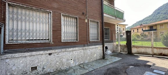 1 bedroom Apartment in Valbrona, Italy No. 124129 10