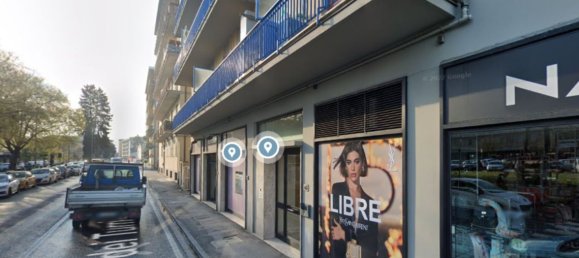 3 rooms Apartment in Scandicci, Italy No. 44245 2