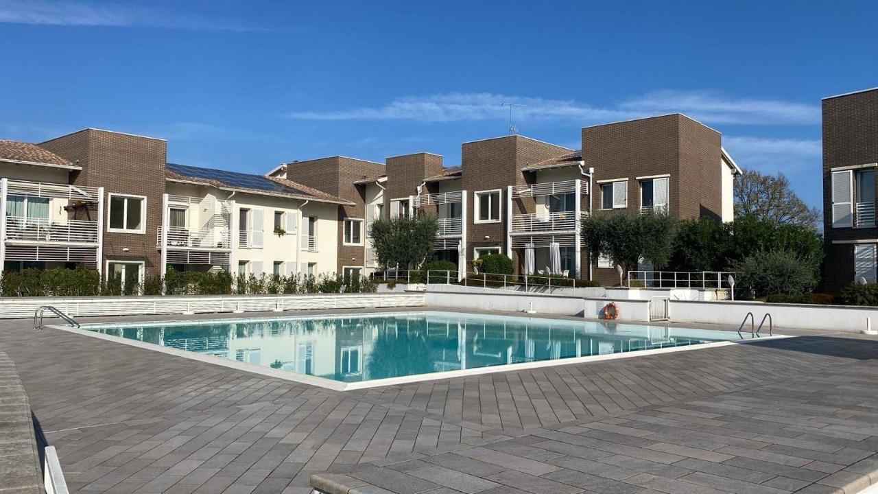 2غرفة شقة في Desenzano del Garda, Italy رقم 30699