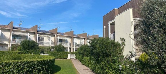 2غرفة شقة في Desenzano del Garda, Italy رقم 30699 18