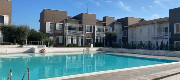 2غرفة شقة في Desenzano del Garda, Italy رقم 30699 4