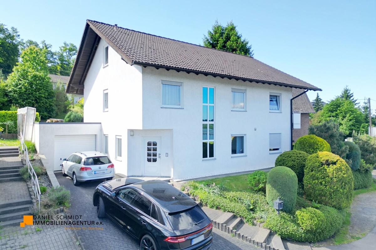 Adosado de 7 habitaciónes en Oberbergischer, Germany No. 318253