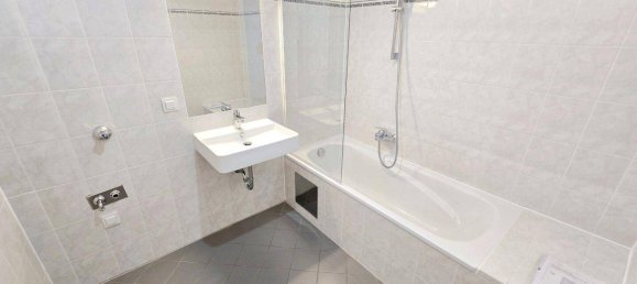 3 rooms Apartment in Hernals, Austria No. 134687 13