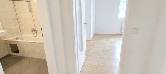 3 rooms Apartment in Hernals, Austria No. 134687 15