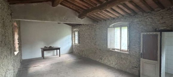 5 bedrooms Apartment in Villa Basilica, Italy No. 323348 20