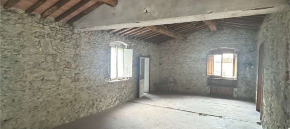 5 bedrooms Apartment in Villa Basilica, Italy No. 323348 22