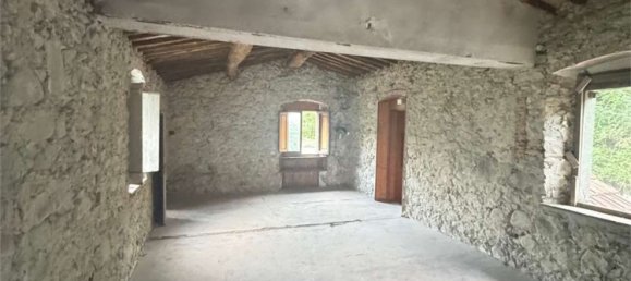 5 bedrooms Apartment in Villa Basilica, Italy No. 323348 21