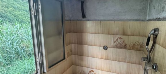 5 bedrooms Apartment in Villa Basilica, Italy No. 323348 8