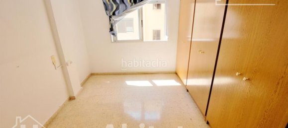 4 bedrooms Apartment in Valencia, Spain No. 133539 18