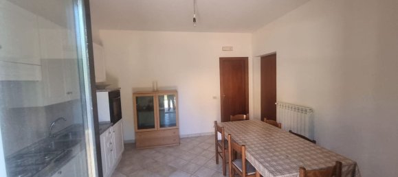 4 bedrooms Villa in Montemarano, Italy No. 323653 11