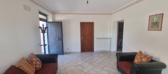 4 bedrooms Villa in Montemarano, Italy No. 323653 8