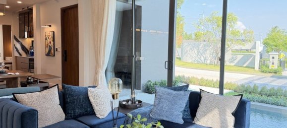 4 bedrooms House for sale in Pattaya, Chonburi, Eastern Thailand, Thailand № 82642 9