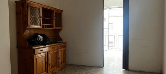 2 rooms Apartment in Palermo, Italy No. 45344 10