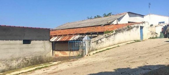 Вилла с 6 спальнями в Порталегри, Португалия № 136589 16