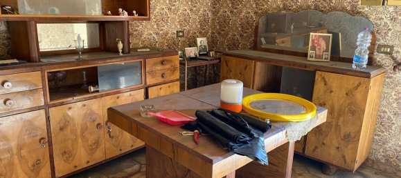 7 rooms House in Lentini, Italy No. 161184 3