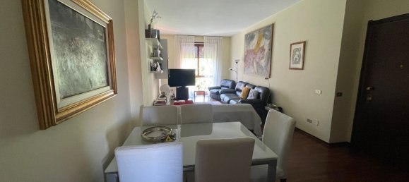 2-salle Appartement à Milan, Italy No. 336906 6