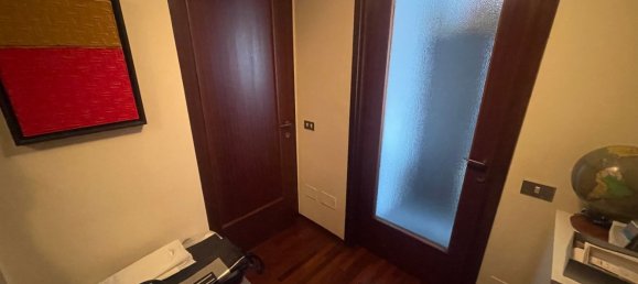 2-salle Appartement à Milan, Italy No. 336906 11