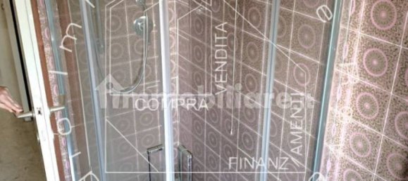 Apartamento de 2 dormitorios en Gallarate, Italy No. 127662 22