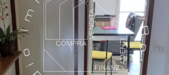 Apartamento de 2 dormitorios en Gallarate, Italy No. 127662 6