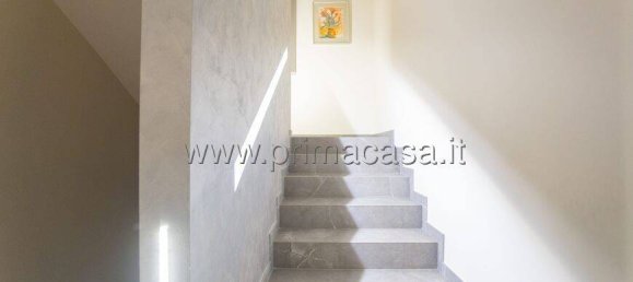 4 bedrooms Villa in Negrar, Italy No. 221813 16