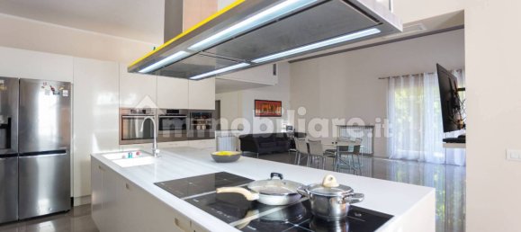 4 bedrooms Villa in Negrar, Italy No. 221813 32