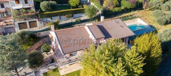 4 bedrooms Villa in Negrar, Italy No. 221813 2