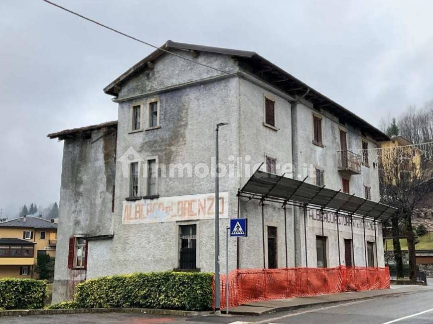 1 room Hotel in Santa Brigida, Italy No. 279382