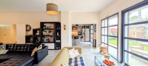 5 bedrooms Villa in Le Bouscat, France No. 279099 17