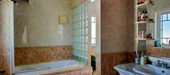 4 Schlafzimmer Villa in Almada, Portugal, Nr. 14061 15