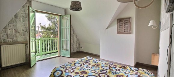 Casa de 3 dormitorios en Condette, France No. 241589 2