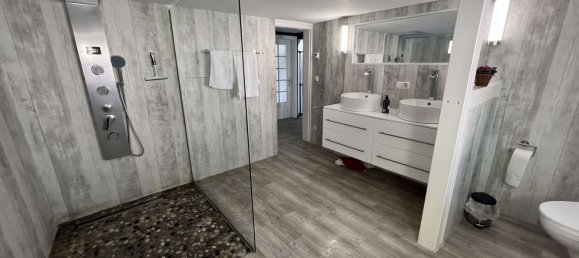 Casa de 5 dormitorios en Vorpommern-Rugen, Germany No. 327029 9