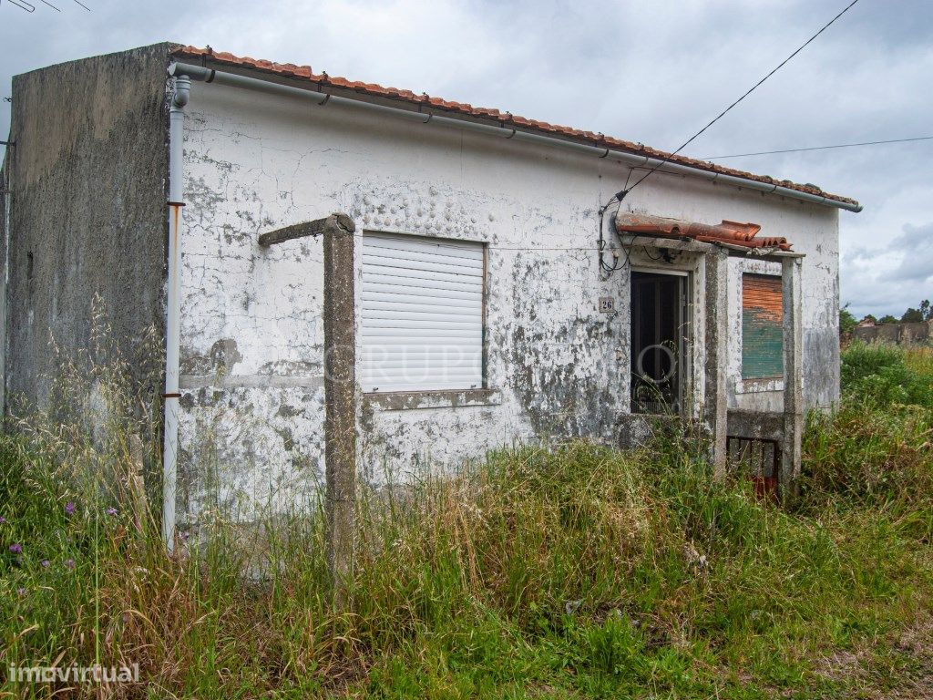 2 bedrooms House in Alqueidao, Portugal No. 212196