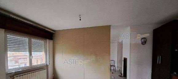 Apartamento de 2 dormitorios en Rome, Italy No. 135235 8