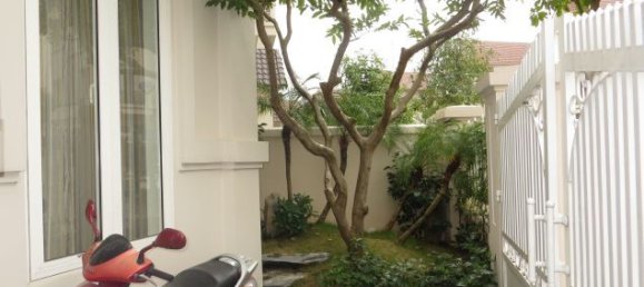 4 Schlafzimmer Villa in Long Bien, Vietnam, Nr. 4675 2