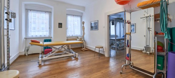 Здание с 8 комнатами в Эммендинген, Германия № 61697 9