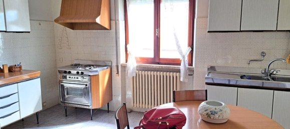 Apartamento de 5 divisões em Carrara, Italy N.º 31139 19