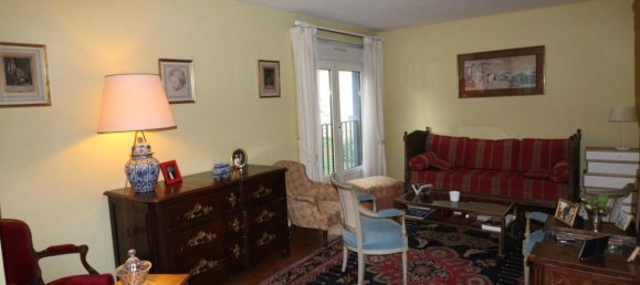 Apartamento de 3 dormitorios en Louveciennes, France No. 161627 4