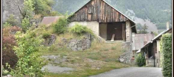 3 bedrooms House in Hautes-Alpes, France No. 305106 12