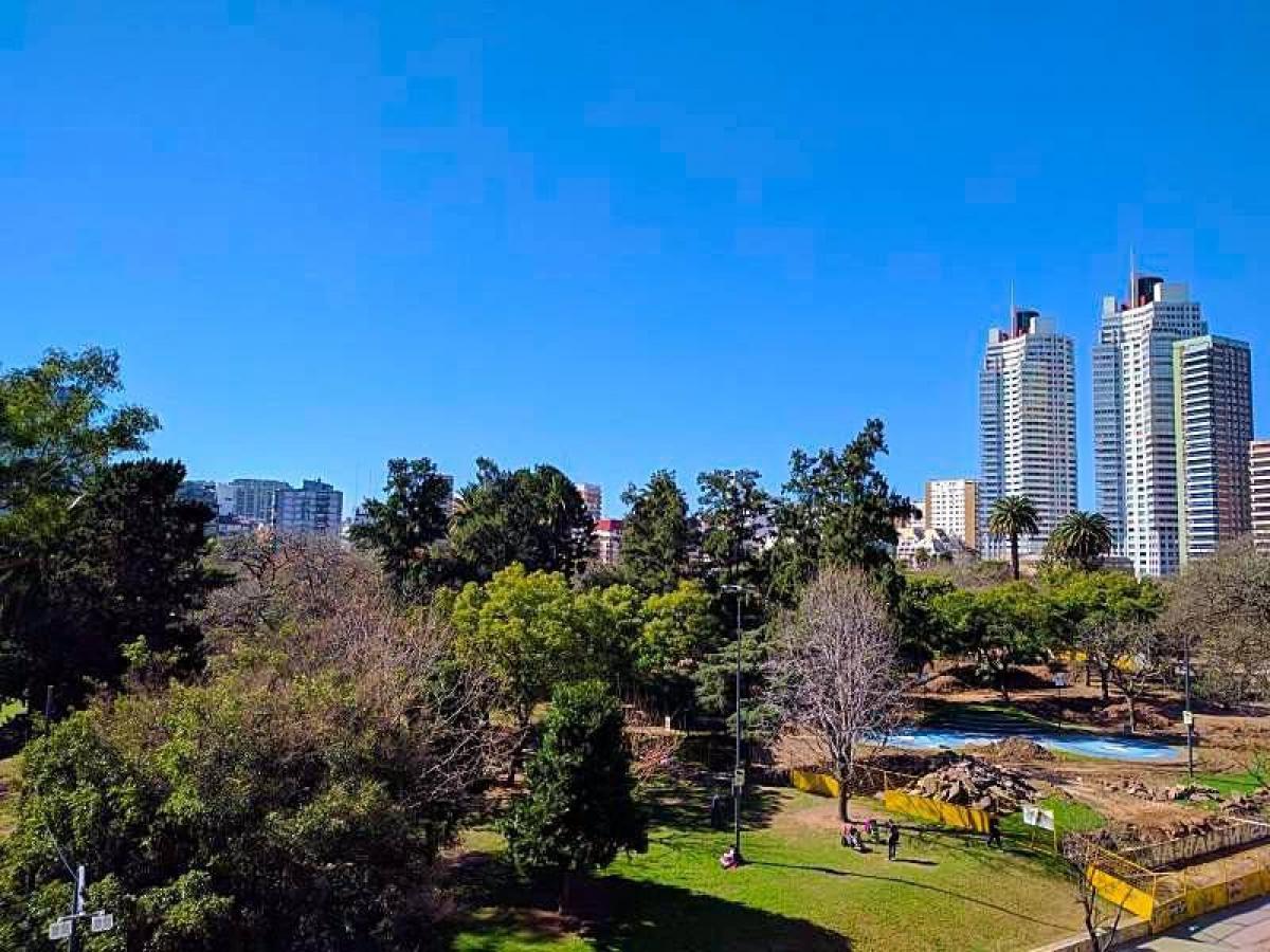 Apartamento de 3 dormitorios en Buenos Aires, Argentina No. 70838