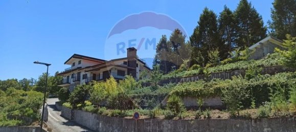 12 bedrooms House in Arcos de Valdevez, Portugal No. 19705 3