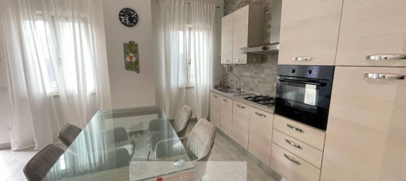 5 Schlafzimmer Wohnung in Benevento, Italy, Nr. 340339 3