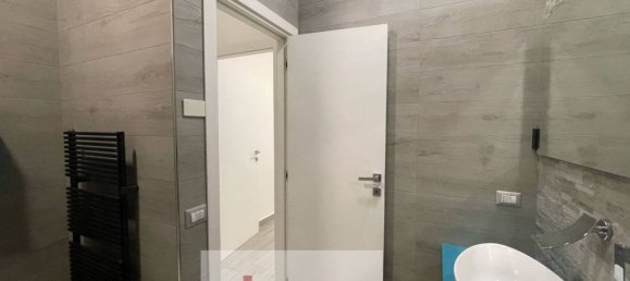5 Schlafzimmer Wohnung in Benevento, Italy, Nr. 340339 17
