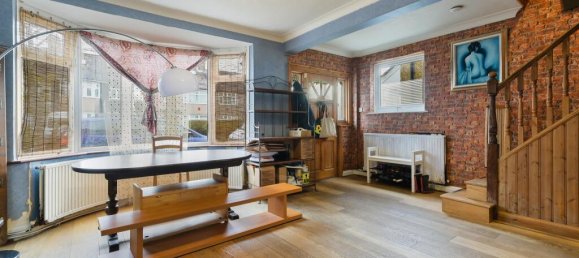 3 bedrooms House in Isleworth, United Kingdom No. 9787 3