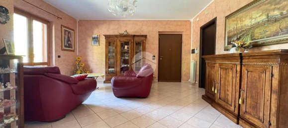 3 bedrooms Villa in Lattarico, Italy No. 343642 3