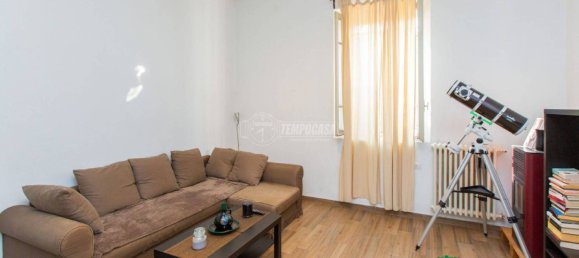 2 Schlafzimmer Villa in Castellanza, Italy, Nr. 198889 8