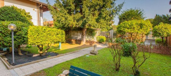 2 Schlafzimmer Villa in Castellanza, Italy, Nr. 198889 3