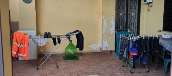 7 rooms Apartment in Boscoreale, Italy No. 127905 10